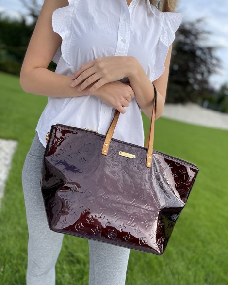 Kabelka dámská Louis Vuitton BELLEVUE vínová